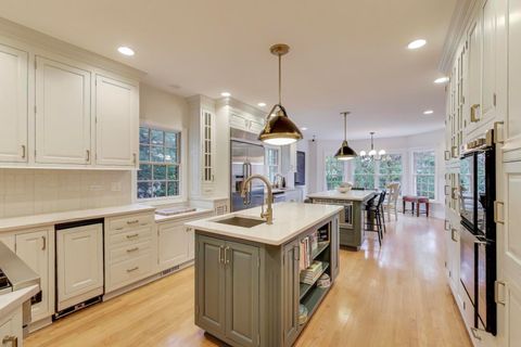 Tiny photo for 547 JACKSON Avenue, River Forest, IL 60305 (MLS # 12486072)