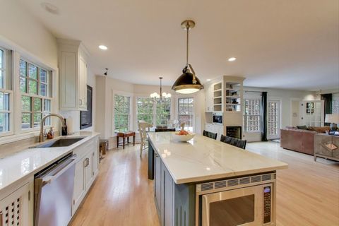 Tiny photo for 547 JACKSON Avenue, River Forest, IL 60305 (MLS # 12486072)