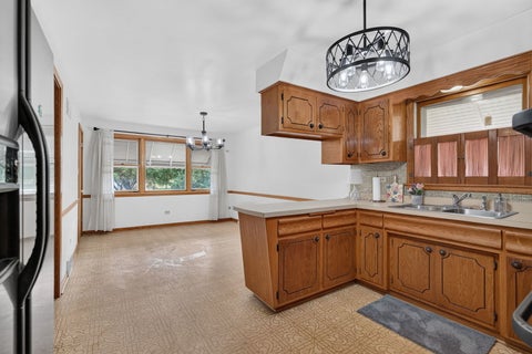 Tiny photo for 7001 W 81st Street, Burbank, IL 60459 (MLS # 12747162)