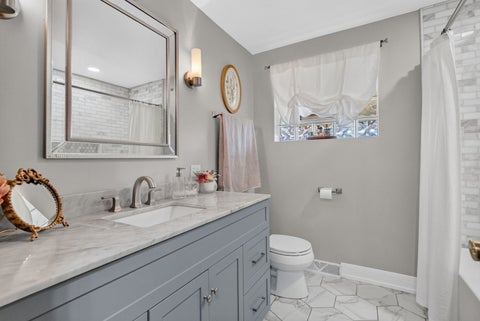 Tiny photo for 7001 W 81st Street, Burbank, IL 60459 (MLS # 12747162)