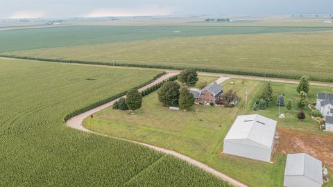 Tiny photo for 35588 2300 N Avenue, Mendota, IL 61342 (MLS # 12449774)