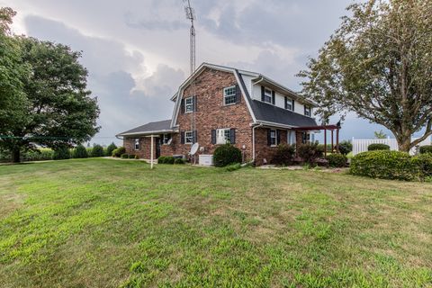 Tiny photo for 35588 2300 N Avenue, Mendota, IL 61342 (MLS # 12449774)