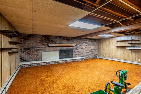 Tiny photo for 35588 2300 N Avenue, Mendota, IL 61342 (MLS # 12449774)