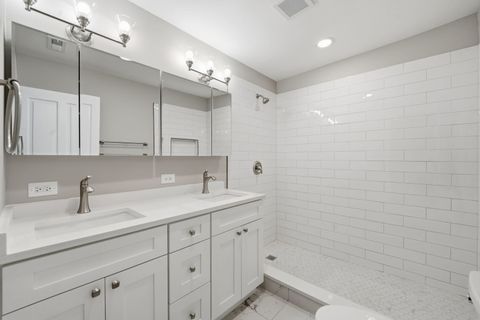 Tiny photo for 1220 N Hamlin Avenue, Park Ridge, IL 60068 (MLS # 12535792)