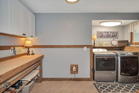 Tiny photo for 300 S Rathje Road, Peotone, IL 60468 (MLS # 12617119)