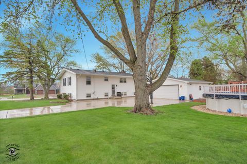 Tiny photo for 300 S Rathje Road, Peotone, IL 60468 (MLS # 12617119)