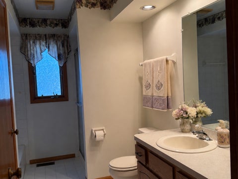 Tiny photo for 13338 Laramie Boulevard, Crestwood, IL 60418 (MLS # 12734489)