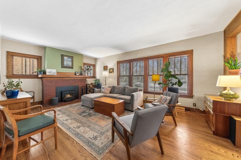 Tiny photo for 220 S Illinois Avenue, Villa Park, IL 60181 (MLS # 12593953)