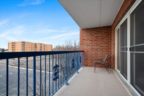 Tiny photo for 6755 N Milwaukee Avenue #404, Niles, IL 60714 (MLS # 12575305)