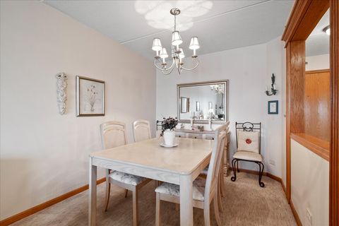 Tiny photo for 6755 N Milwaukee Avenue #404, Niles, IL 60714 (MLS # 12575305)