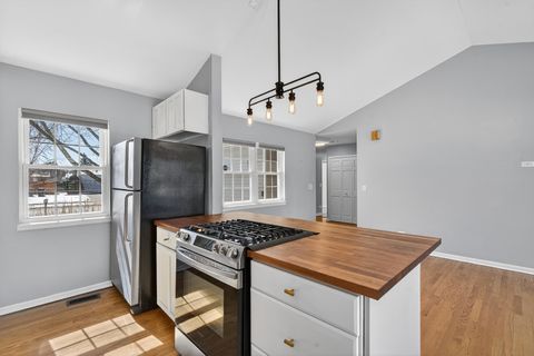 Tiny photo for 1333 Purdue Avenue, Naperville, IL 60565 (MLS # 12623937)