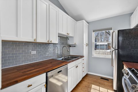 Tiny photo for 1333 Purdue Avenue, Naperville, IL 60565 (MLS # 12623937)