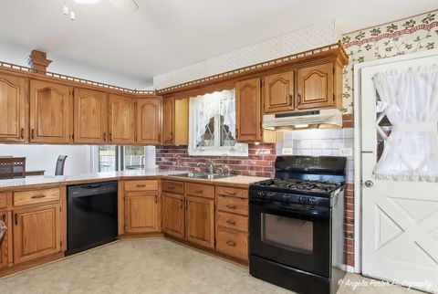 Tiny photo for 515 Country Club Drive, McHenry, IL 60050 (MLS # 12584858)