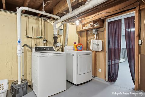 Tiny photo for 515 Country Club Drive, McHenry, IL 60050 (MLS # 12584858)