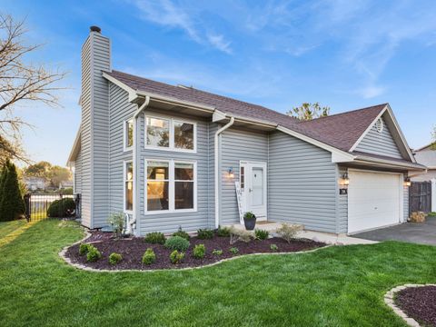 Photo of 304 N SYCAMORE Lane, North Aurora, IL 60542 (MLS # 12586689)