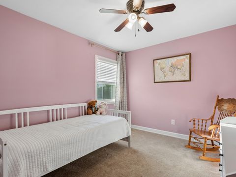 Tiny photo for 304 N SYCAMORE Lane, North Aurora, IL 60542 (MLS # 12586689)