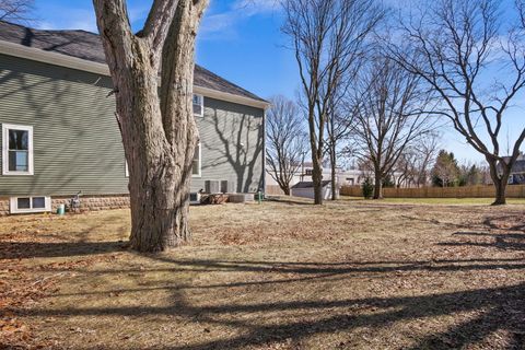 Tiny photo for Batavia, IL 60510 (MLS # 12589909)