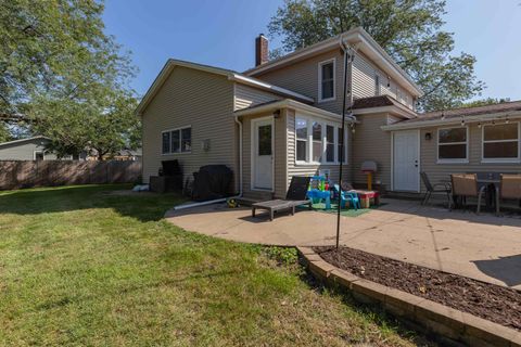 Tiny photo for 4230 Jersey Ridge Rd Road, Davenport, IA 52807 (MLS # 100000418)
