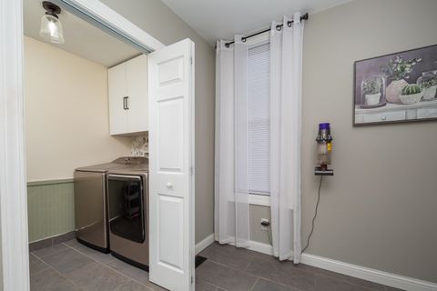 Tiny photo for 4230 Jersey Ridge Rd Road, Davenport, IA 52807 (MLS # 100000418)