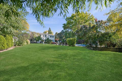 Tiny photo for 2130 Magnolia Lane, Highland Park, IL 60035 (MLS # 12666094)