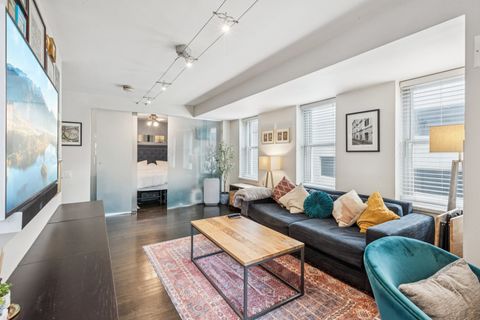 Tiny photo for 40 E 9th Street #911, Chicago, IL 60605 (MLS # 12480181)