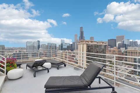 Tiny photo for 40 E 9th Street #911, Chicago, IL 60605 (MLS # 12480181)
