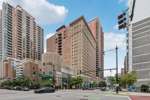 Tiny photo for 40 E 9th Street #911, Chicago, IL 60605 (MLS # 12480181)