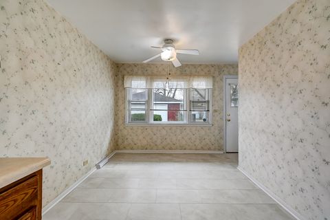 Tiny photo for 3005 Downing Avenue, Westchester, IL 60154 (MLS # 12588497)
