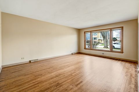 Tiny photo for 3005 Downing Avenue, Westchester, IL 60154 (MLS # 12588497)