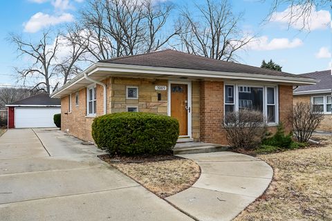 Tiny photo for 3005 Downing Avenue, Westchester, IL 60154 (MLS # 12588497)