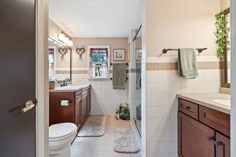 Tiny photo for 223 W Washington Boulevard, Lombard, IL 60148 (MLS # 12515616)