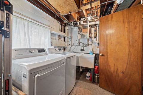 Tiny photo for 223 W Washington Boulevard, Lombard, IL 60148 (MLS # 12515616)