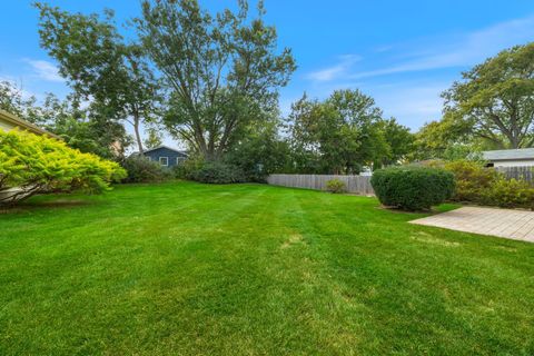 Tiny photo for 223 W Washington Boulevard, Lombard, IL 60148 (MLS # 12515616)