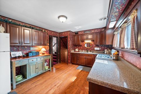 Tiny photo for 223 W Washington Boulevard, Lombard, IL 60148 (MLS # 12515616)