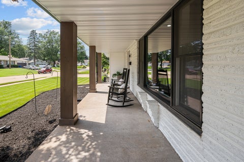 Tiny photo for 2414 E GARFIELD Street, Davenport, IA 52803 (MLS # 12728400)
