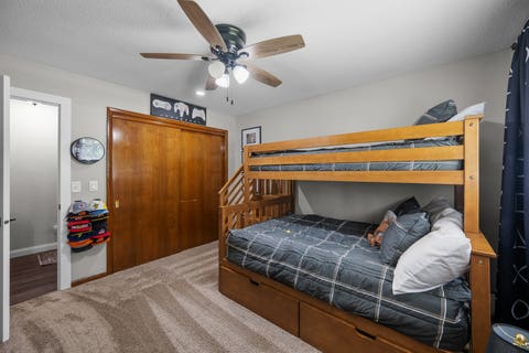 Tiny photo for 2414 E GARFIELD Street, Davenport, IA 52803 (MLS # 12728400)
