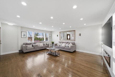 Tiny photo for 3239 Sarah Street, Franklin Park, IL 60131 (MLS # 12608587)