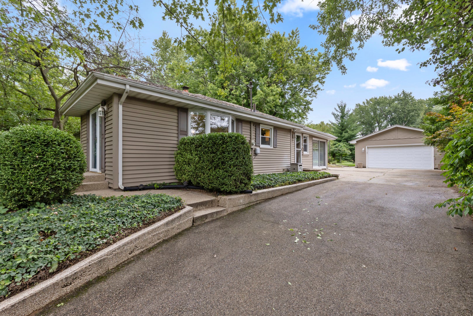713 COOLIDGE Place