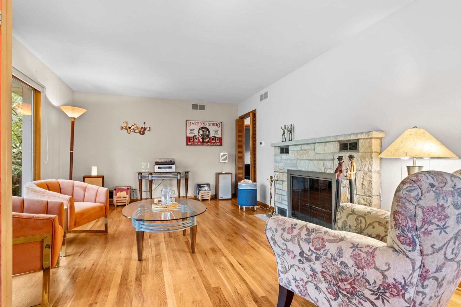 713 COOLIDGE Place