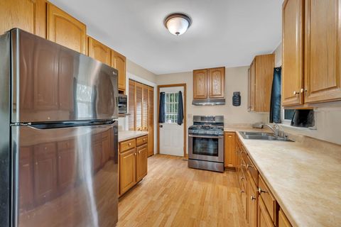 Tiny photo for 172 S Hossack Street, Seneca, IL 61360 (MLS # 12455895)