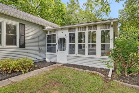 Tiny photo for 172 S Hossack Street, Seneca, IL 61360 (MLS # 12455895)