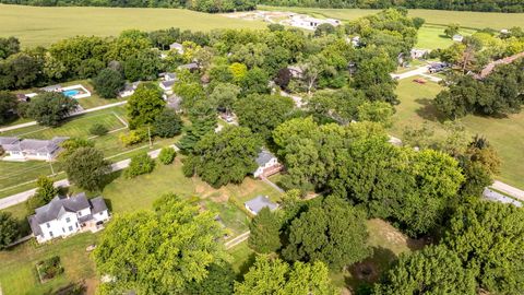 Tiny photo for 172 S Hossack Street, Seneca, IL 61360 (MLS # 12455895)