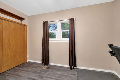 Tiny photo for 172 S Hossack Street, Seneca, IL 61360 (MLS # 12455895)