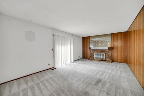 Tiny photo for 160 Chatham Lane, Roselle, IL 60172 (MLS # 12704734)
