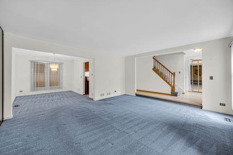 Tiny photo for 160 Chatham Lane, Roselle, IL 60172 (MLS # 12704734)