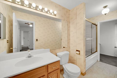 Tiny photo for 160 Chatham Lane, Roselle, IL 60172 (MLS # 12704734)