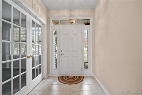 Tiny photo for 712 Bohannon Circle W, Oswego, IL 60543 (MLS # 12459330)