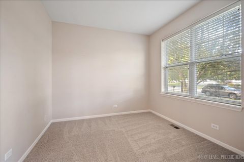 Tiny photo for 712 Bohannon Circle W, Oswego, IL 60543 (MLS # 12459330)
