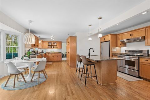 Tiny photo for 2209 Mecan Drive, Naperville, IL 60564 (MLS # 12617249)