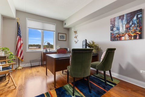 Tiny photo for 1705 Pavilion Way #407, Park Ridge, IL 60068 (MLS # 12758835)